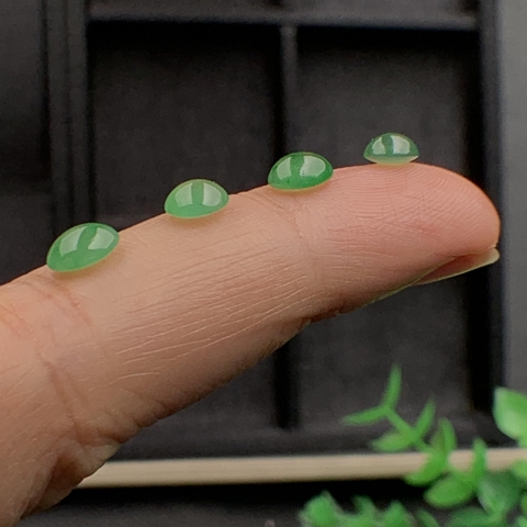 LÔ MẶT NHẪN NGỌC XANH TÁO -NT600