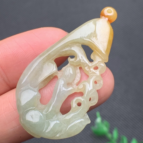 MẶT NGỌC PHỈ THÚY PHẬT ĐỨNG CHẠM LỘNG -nt375