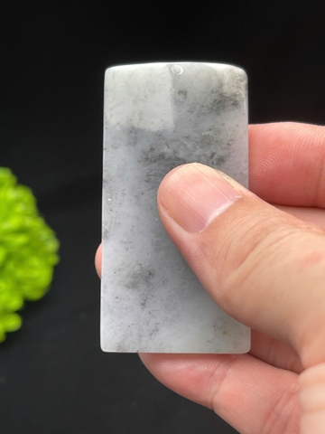 NT1284 Vô sự bài ngọc phỉ thuý gà đen tự nhiên(Jadeite A)