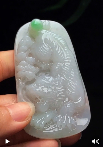 NT1443 Ngoạ hổ ngọc phỉ thuý tự nhiên (JADEITE A)