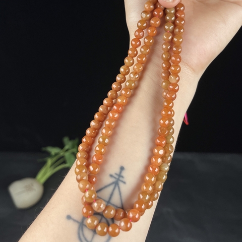 Chuỗi hạt huyết đậm size nhỏ mix mặt dây Ngọc phỉ thúy tự nhiên loại A -NT864 -5.5mm