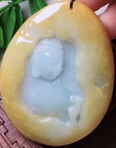 Phật màu hoàng tông Ngọc Phỉ Thuý tự nhiên Jadeite loại A -NT852