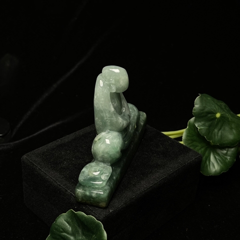 Tượng Ngộ Đạo Ngọc phỉ thúy tự nhiên (Jadeite A) -NT640