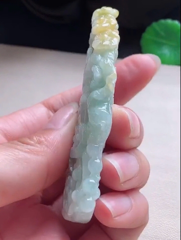 NT1344 Ngọc bội sơn thuỷ ngọc phỉ thuý tự nhiên (Jadeite A)