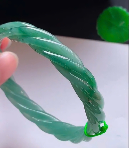 NT1350 ni56.6 vòng xoắn ngọc phỉ thuý tự nhiên (Jadeite A)