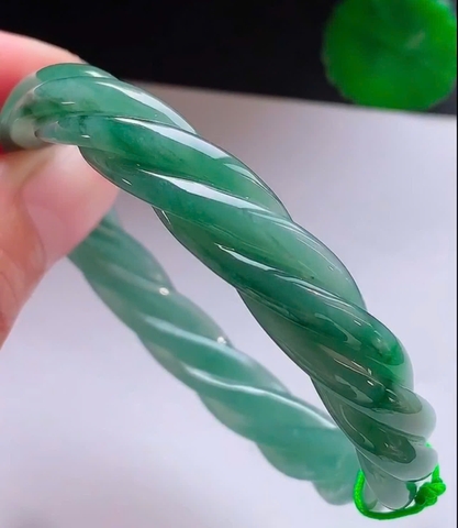 NT1350 ni56.6 vòng xoắn ngọc phỉ thuý tự nhiên (Jadeite A)