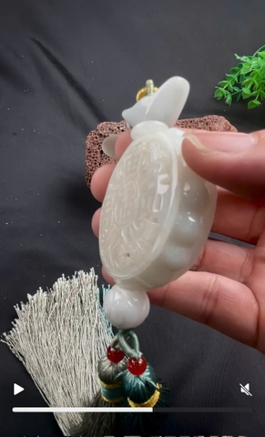 NT1388 Ngọc bội Chiêu Tài Tiến Bảo chạm lộng ngọc phỉ thuý tự nhiên (JADEITE A)