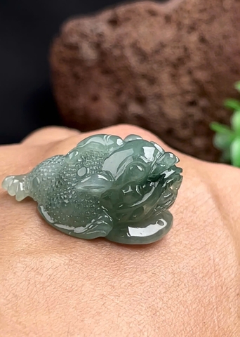 NT1389 Thiềm Thừ Tụ Bảo lam băng ngọc phỉ thuý tự nhiên (JADEITE A)