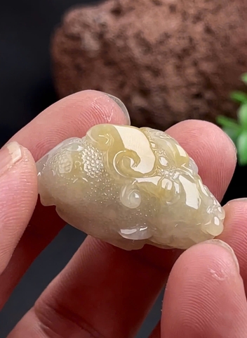 NT1391 Thiềm Thừ Tụ bảo hoàng tông ngọc phỉ thuý tự nhiên (JADEITE A)