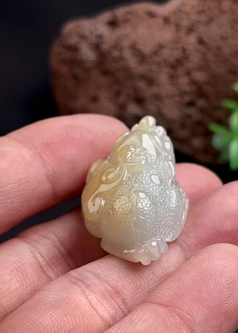 NT1391 Thiềm Thừ Tụ bảo hoàng tông ngọc phỉ thuý tự nhiên (JADEITE A)