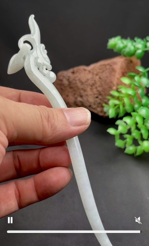 NT1401 Trâm dáng rồng ngọc phỉ thuý tự nhiên (JADEITE A)