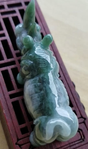 LINH VẬT TÊ GIÁC NGỌC -nt373