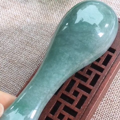 THÌA NGỌC PHỈ THÚY nt489