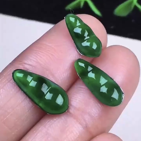 Mặt đỗ phong thủy may mắn ngọc phỉ thúy xanh (Jadeite A) -NT606