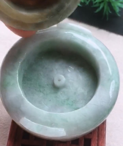 Lư đốt trầm hương chạm âm dương ngọc phỉ thúy tự nhiên Jadeite A -NT649