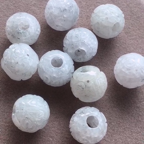 Vòng hạt chạm lộng bạch ngọc Ngọc phỉ thuý Tự nhiên Jadeite A -NT666