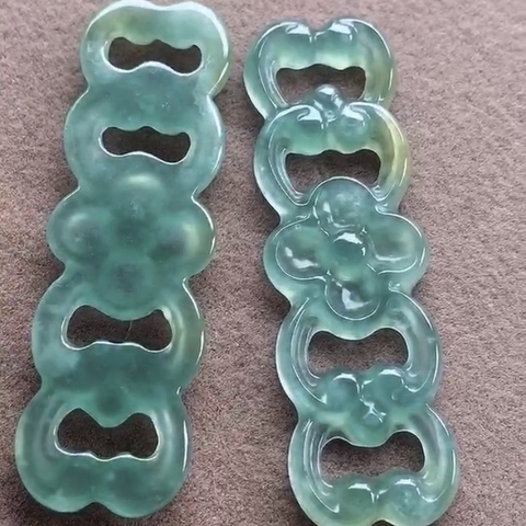 Khuyên tai chạm lộng Ngọc phỉ thuý Tự nhiên Jadeite -NT665