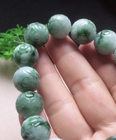 vòng hạt chạm xanh lý Ngọc phỉ thuý Tự nhiên Jadeite loại A 14mm -NT747