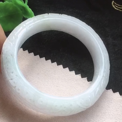 Vòng tay ni57.5 bản chạm  Ngọc phỉ thuý Tự nhiên Jadeite loại A -NT744