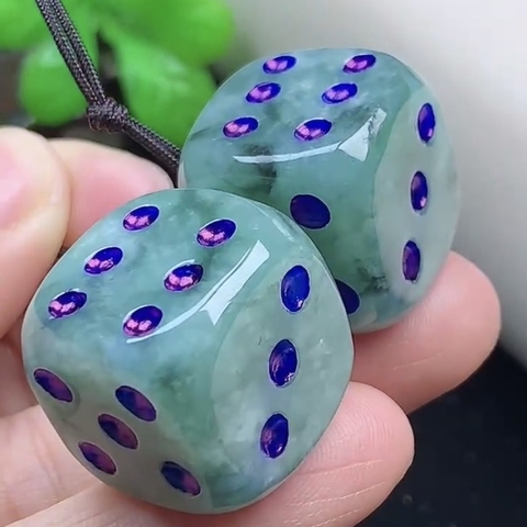 Xúc xắc (xí ngầu) Ngọc phỉ thuý Tự nhiên Jadeite loại A - NT773