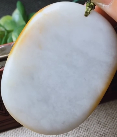 Di Lặc hoàng tông phỉ Ngọc phỉ thuý Tự nhiên Jadeite loại A - NT817