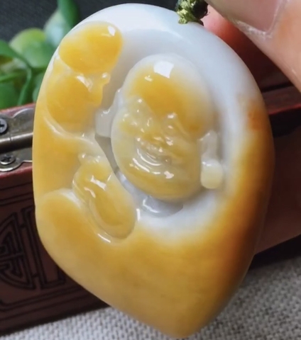 Di Lặc hoàng tông phỉ Ngọc phỉ thuý Tự nhiên Jadeite loại A - NT817