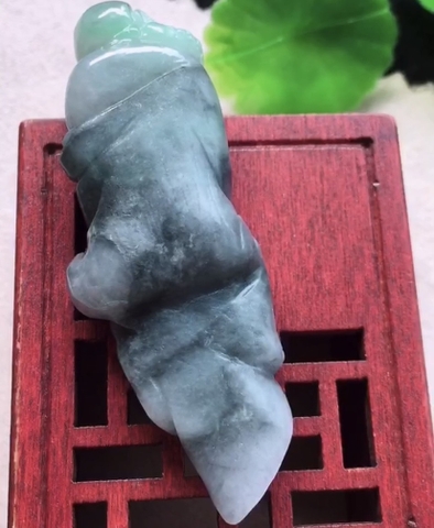 Bồ đề Đạt ma tổ sư Ngọc Phỉ Thuý tự nhiên Jadeite loại A -NT835