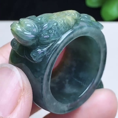 Nhẫn ni21.5 thiềm thừ Ngọc Phỉ Thuý tự nhiên Jadeite loại A - NT830