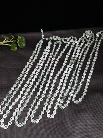 Chuỗi hạt bình an Ngọc phỉ thúy tự nhiên loại A -NT873