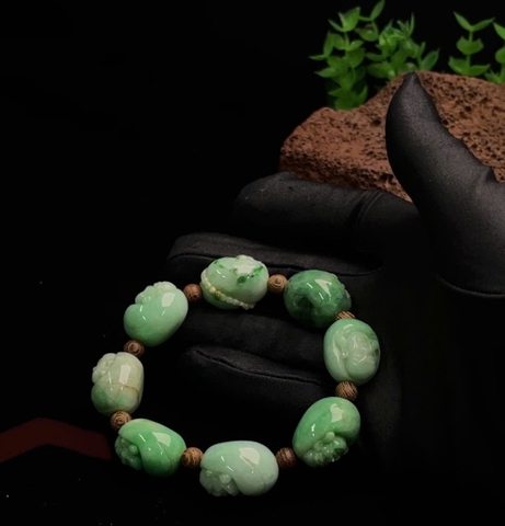 NT1407 Bát diện Hoan Hỉ Phật ngọc phỉ thúy tự nhiên ( Jadeite A)