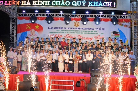 Thắp Sáng Tương Lai 2023
