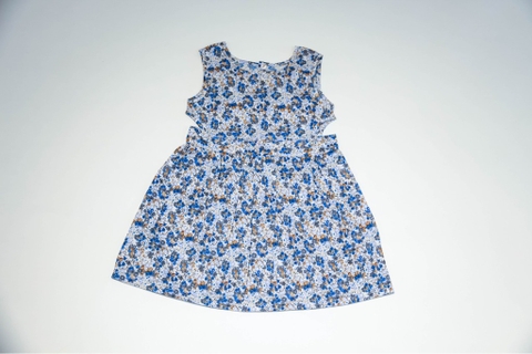 Váy hoa xanh cắt eo