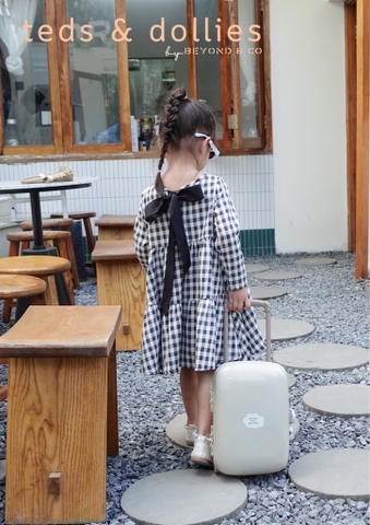 Váy caro đen trắng phối nơ lưng - TDF2401