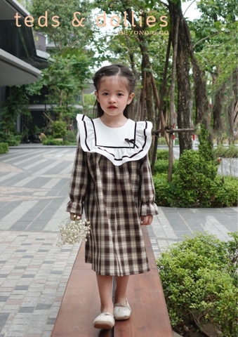 Váy caro nâu phối bèo - TDF2402