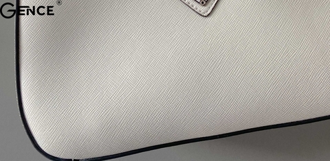 Da bò Saffiano là gì? Những điều cần biết về chất liệu da Saffiano