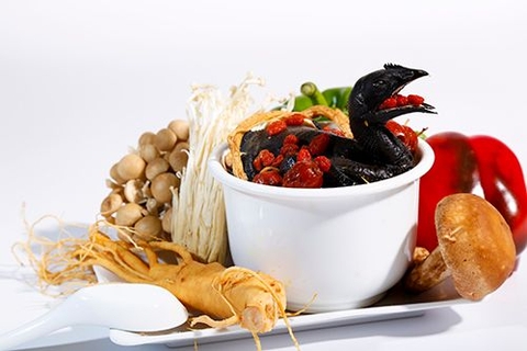 Cách làm Gà tiềm thuốc bắc thơm ngon đậm vị