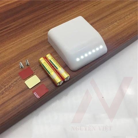 ĐÈN LED CẢM ỨNG