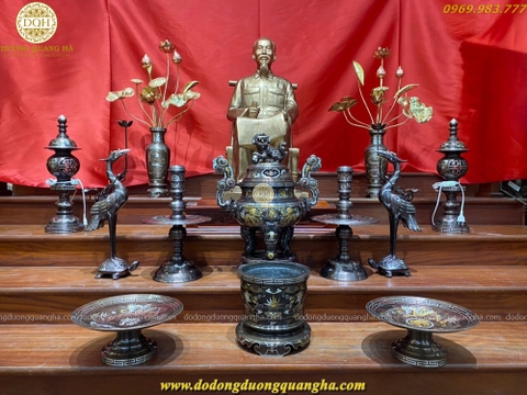 BỘ NGŨ SỰ CAO 70 ĐỒNG ĐỎ KHẢM NGŨ SẮC KÈM PHỤ KIỆN