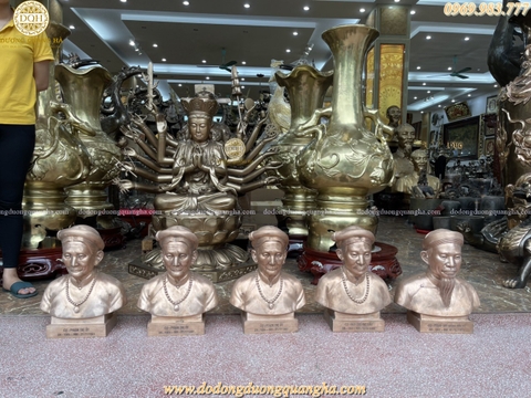 TƯỢNG TRUYỀN THẦN CHÂN DUNG ĐÚC ĐỒNG ĐỎ