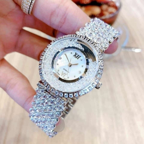 Đồng hồ nữ dây kim loại RY