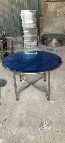 Bàn inox tròn 1m4 chân vuông rời