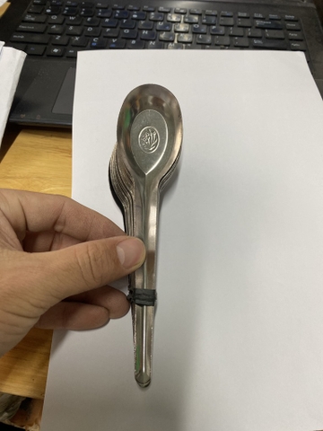 thìa phở cán dài