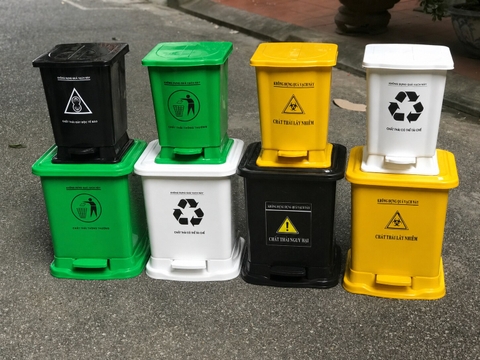 thùng rác nhựa 15L cho cơ sở Y TẾ
