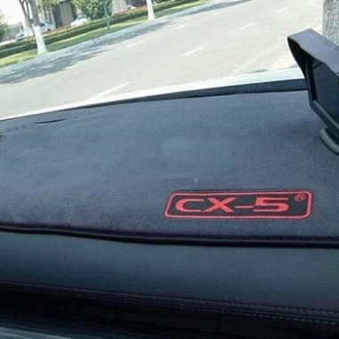 Thảm taplo xe hơi