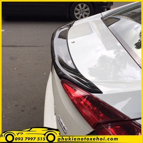 Đuôi cá, cánh lướt gió xe Honda Civic