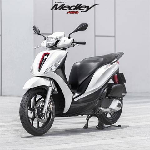 ​​​​​​​Piaggio Medley 2021 mới