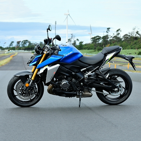 Suzuki GSX-S1000 2021 mới
