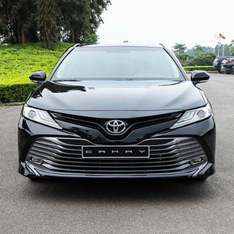 Toyota Camry 2022 mới nhất