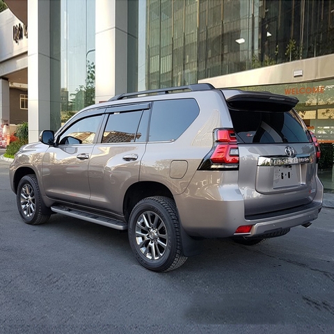 Toyota Land Cruiser 2022 mới nhất