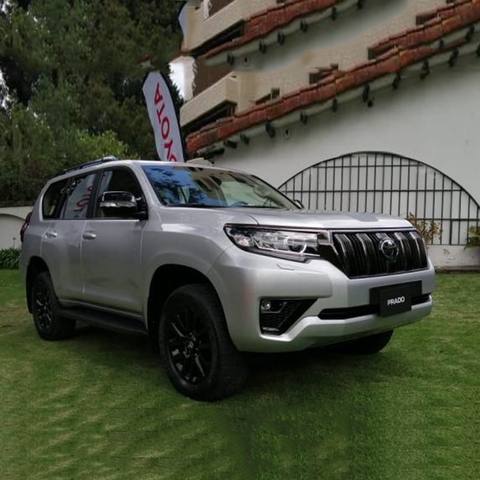 Toyota Land Cruiser Prado 2022 mới nhất